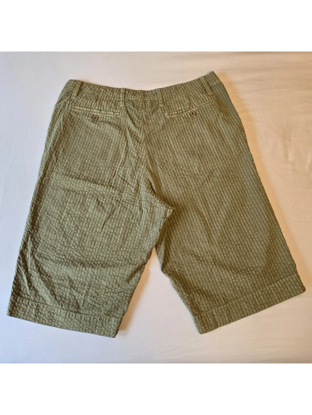 Weekendz Off Men's Seersucker Striped Green/Beige Bermuda Shorts Pockets